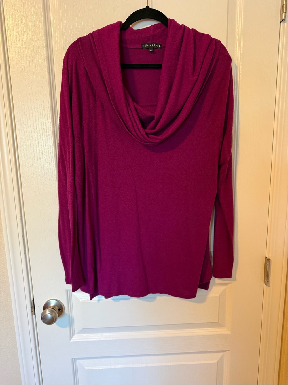 Gibson Women’s Cowl-Neck Sweater in Fuchsia